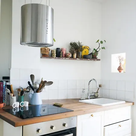 Appartement Atypical Parisian Near Belleville Paris